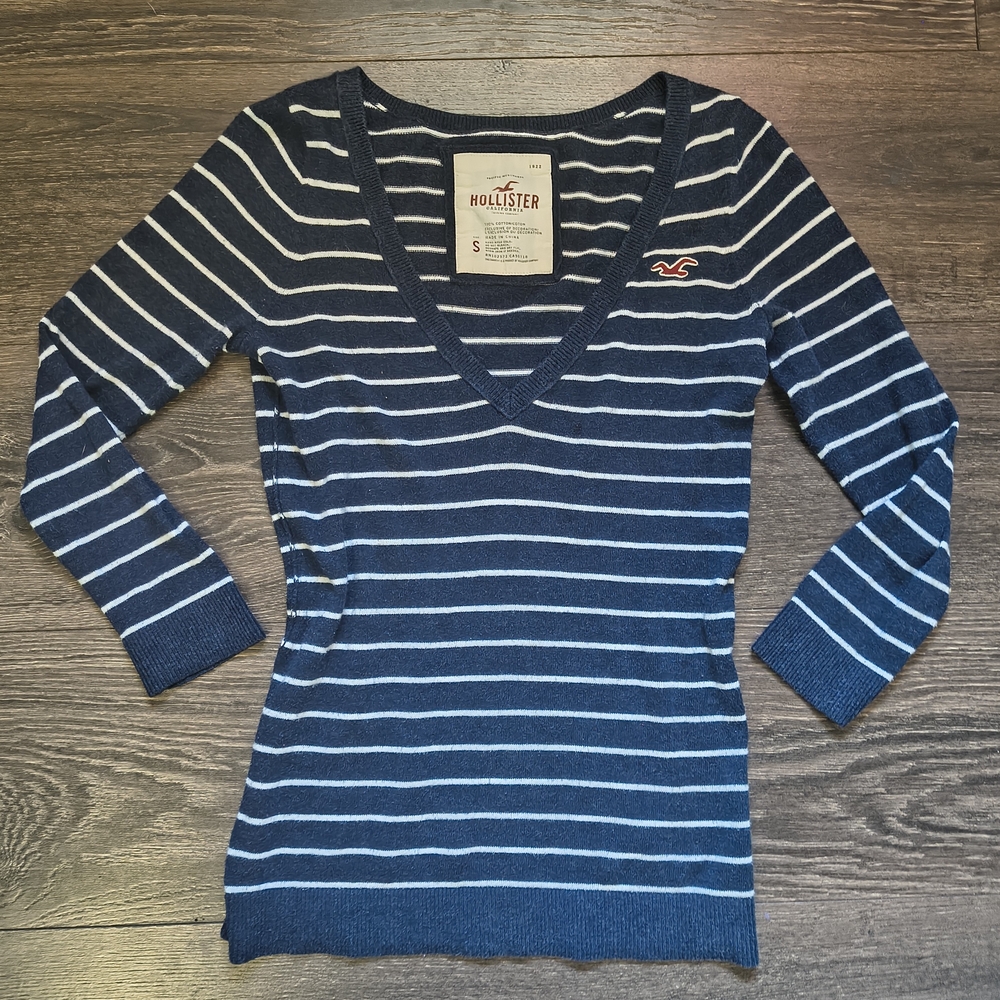 Y2K Vintage Hollister Striped V-neck Top Size S